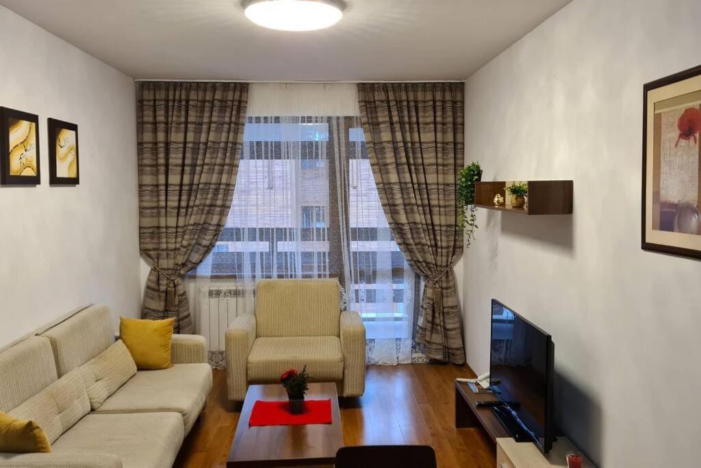 Luxury Apartment In Belvedere Club Hotel 반스코 외부 사진