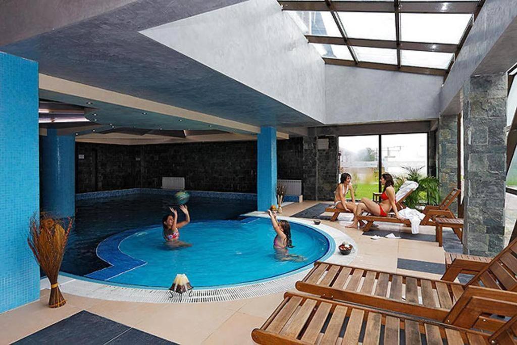 Luxury Apartment In Belvedere Club Hotel 반스코 외부 사진